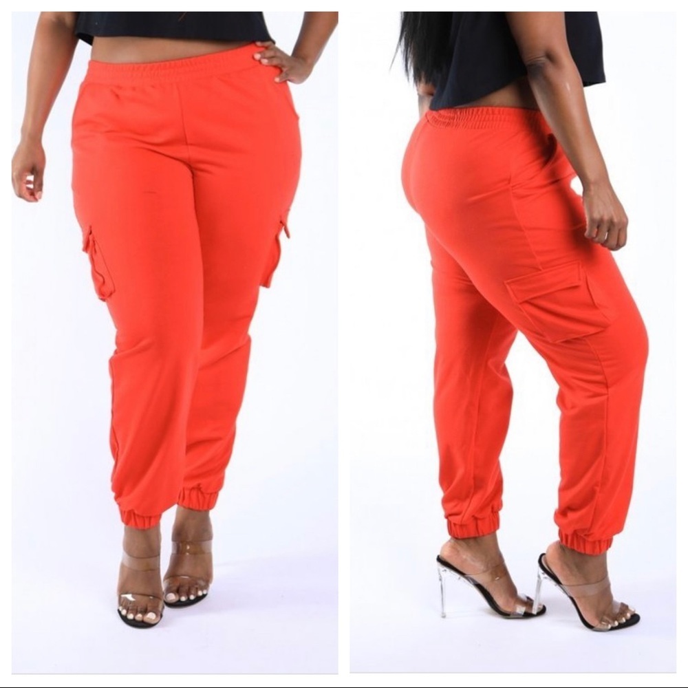 J. ELISE BOUTIQUE PLUS SIZE RED FITTED CARGO JOGGERS SWEATPANTS
